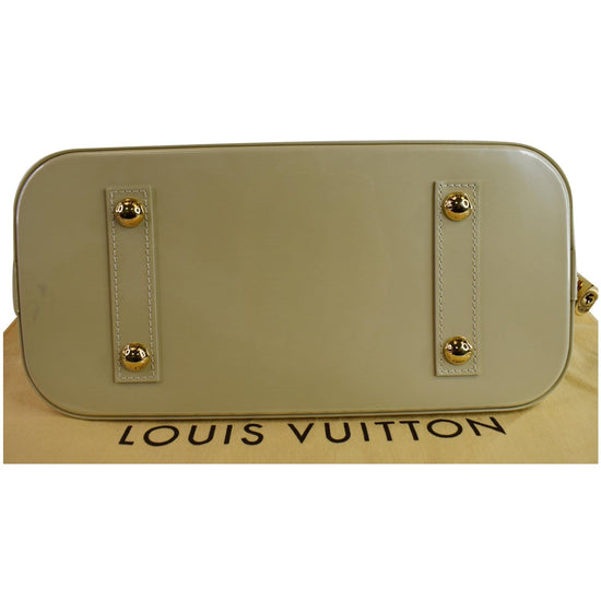 Louis Vuitton Monogram Vernis Alma PM Satchel (SHF-16773) – LuxeDH