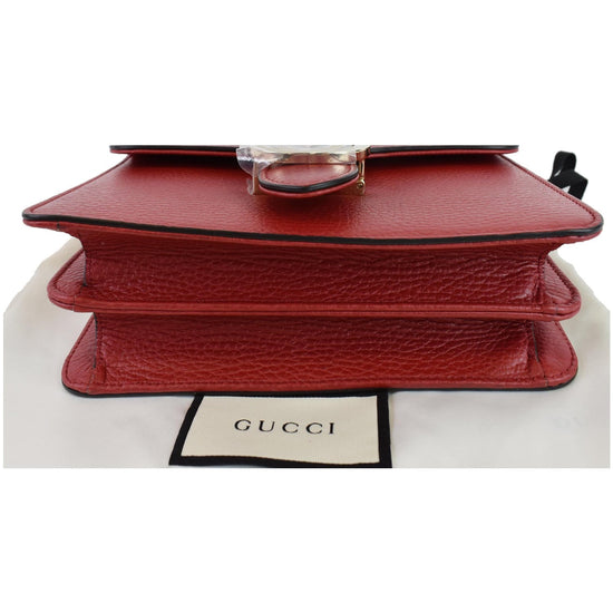 510304 Interlocking Small Crossbody – Keeks Designer Handbags