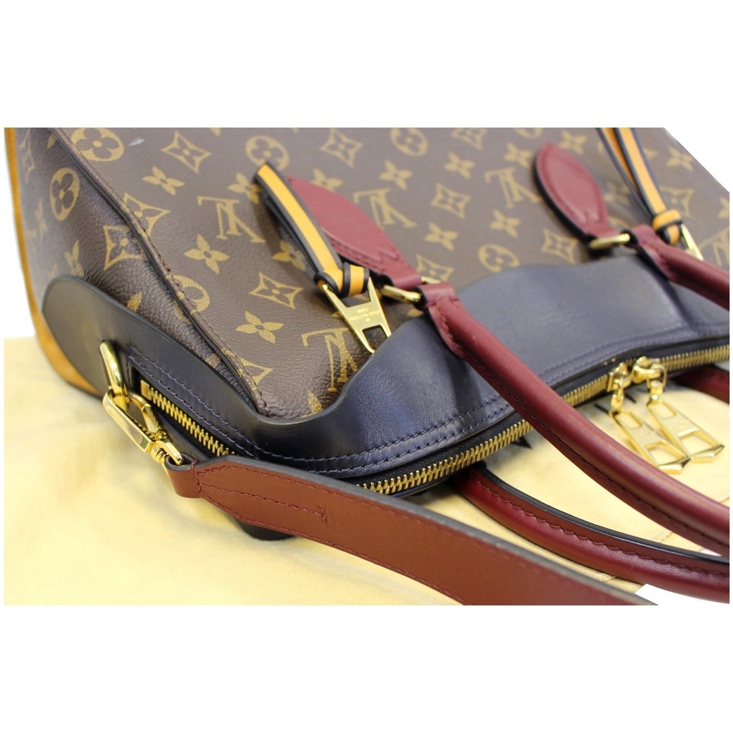 Louis Vuitton TUILERIES Monogram caramel-rouge