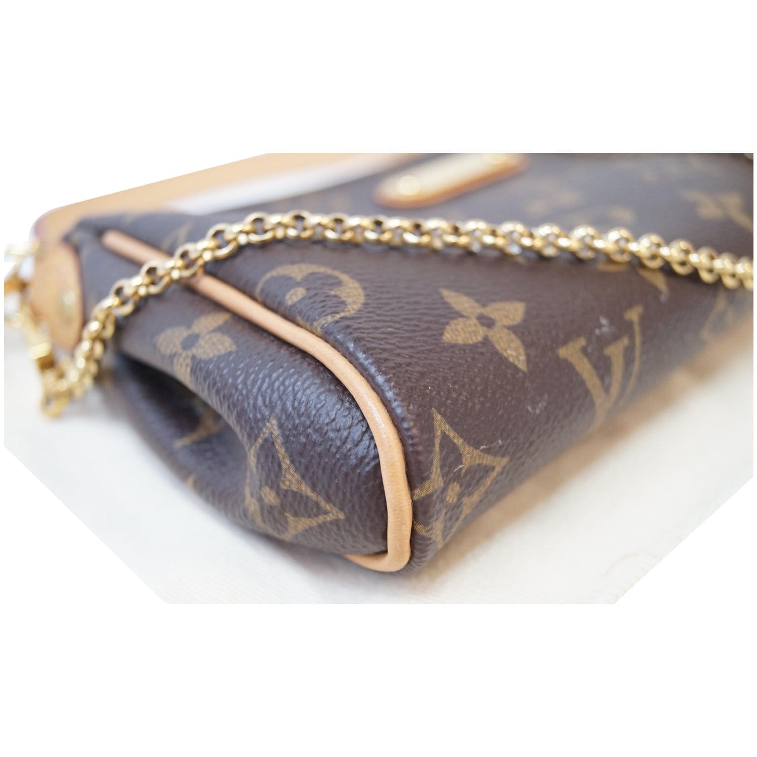 LOUIS VUITTON Pochette Eva Monogram Canvas Clutch ...