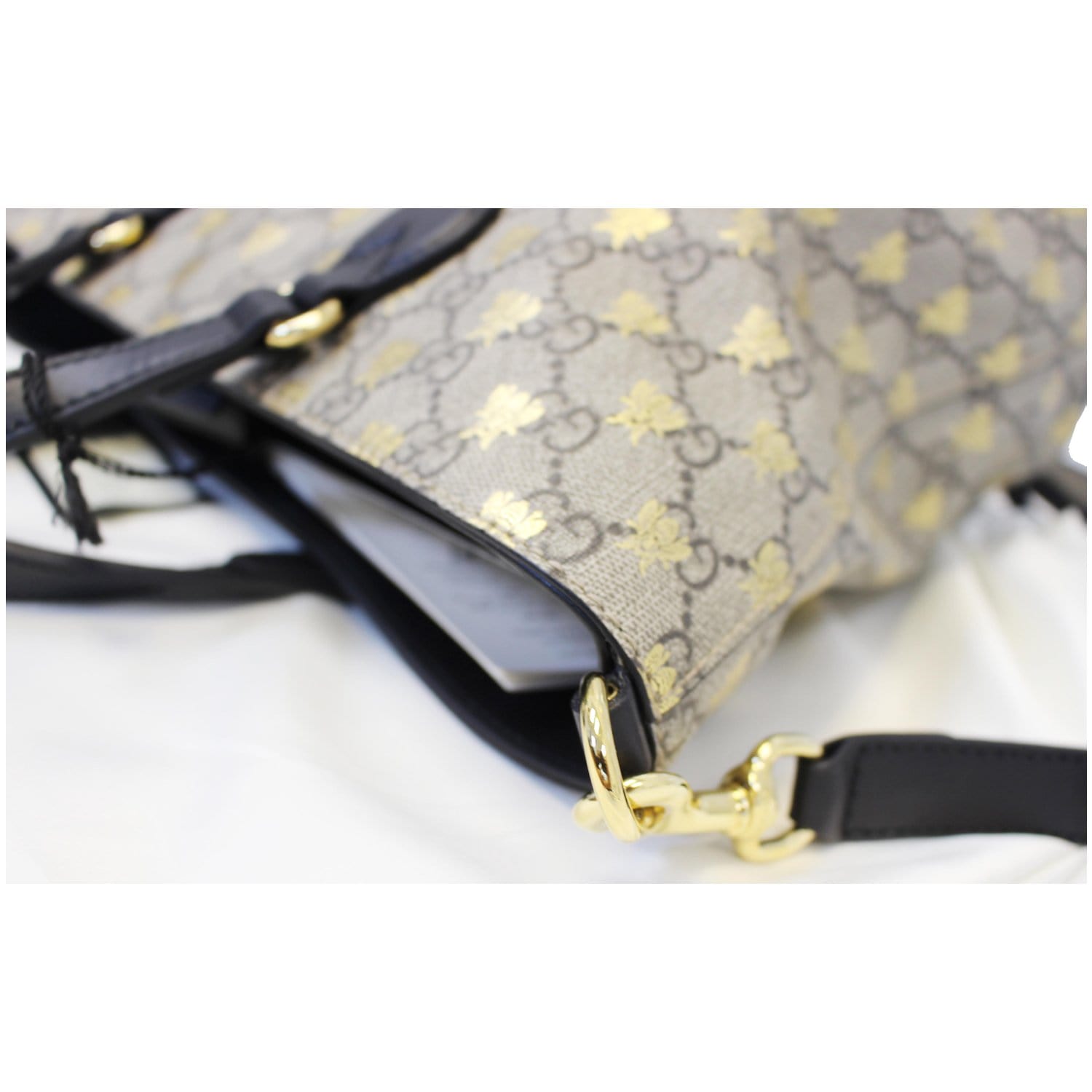 GUCCI GG Supreme Bees Monogram Tote Bag Black/Gold 473887-US