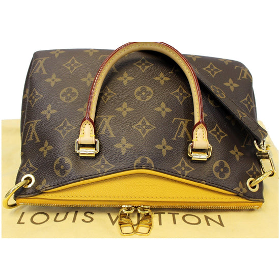 LOUIS VUITTON Pochette Pallas BB - DYGLOUIS