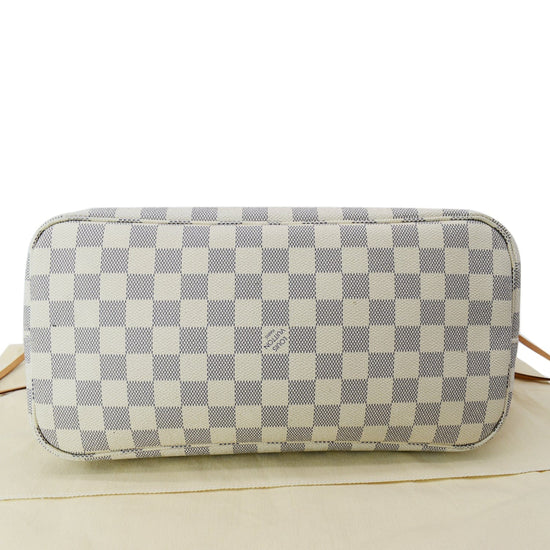 Louis Vuitton Damier Azur Cosmetic Case – Fashion Reloved