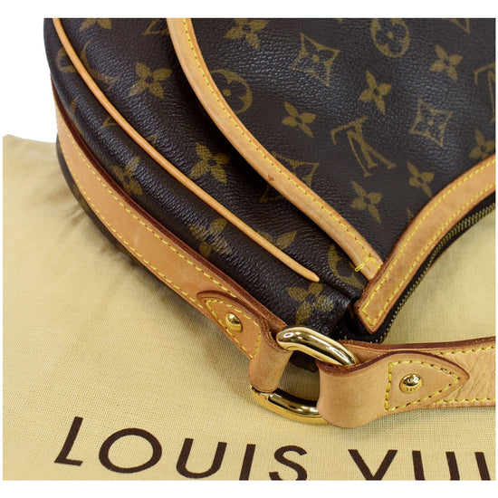 Tulum cloth handbag Louis Vuitton Brown in Cloth - 23233207
