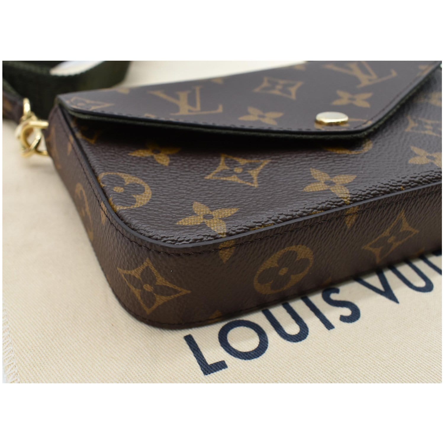 louis vuitton crossbody bag with green strap