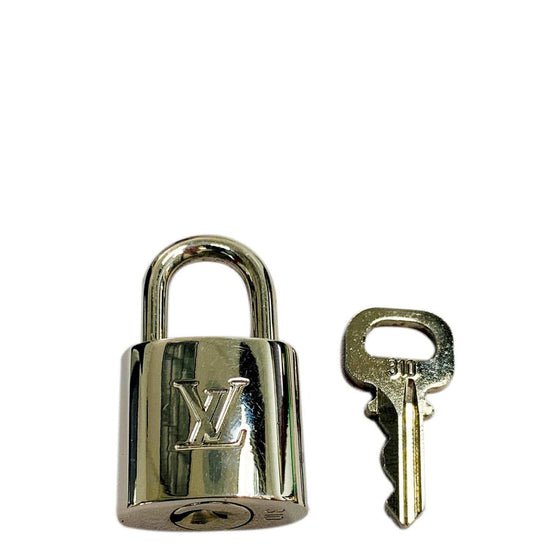 Rare Silver Louis Vuitton Lock & 2 Keys #315 in Pristine Condition