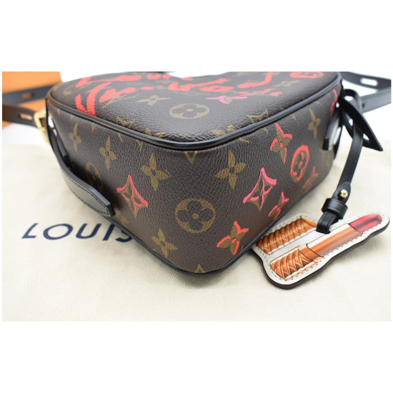 Louis Vuitton Monogram Game On Coeur Heart - Brown Crossbody Bags, Handbags  - LOU694460
