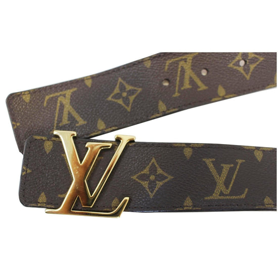 Gray and black Leather Louis Vuitton Belt. Size 44/110. This will fit a