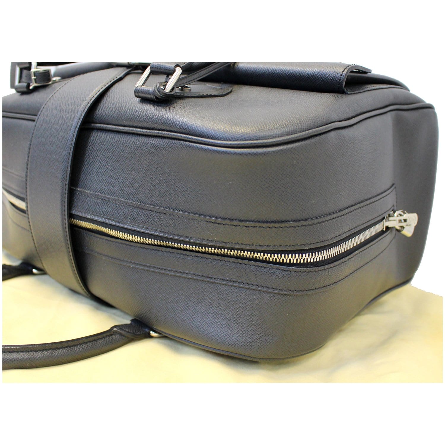 LOUIS VUITTON Ivan Taiga Leather Carry On Travel Bag Ardoise-US