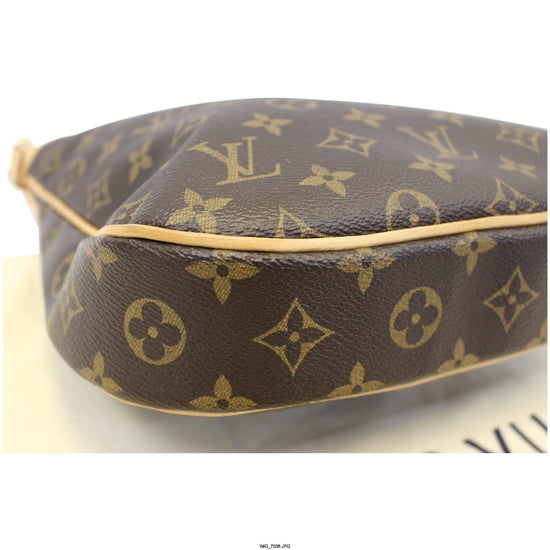 Louis Vuitton Odeon PM monogram canvas  most comfortable cross body purse,  perfect size for on the …