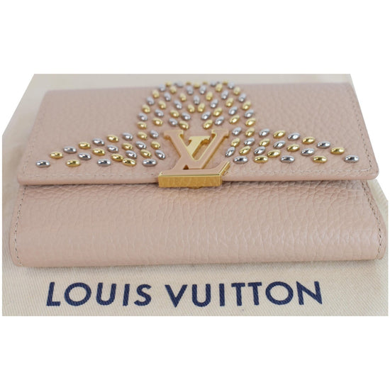 Capucines leather wallet Louis Vuitton White in Leather - 36008900