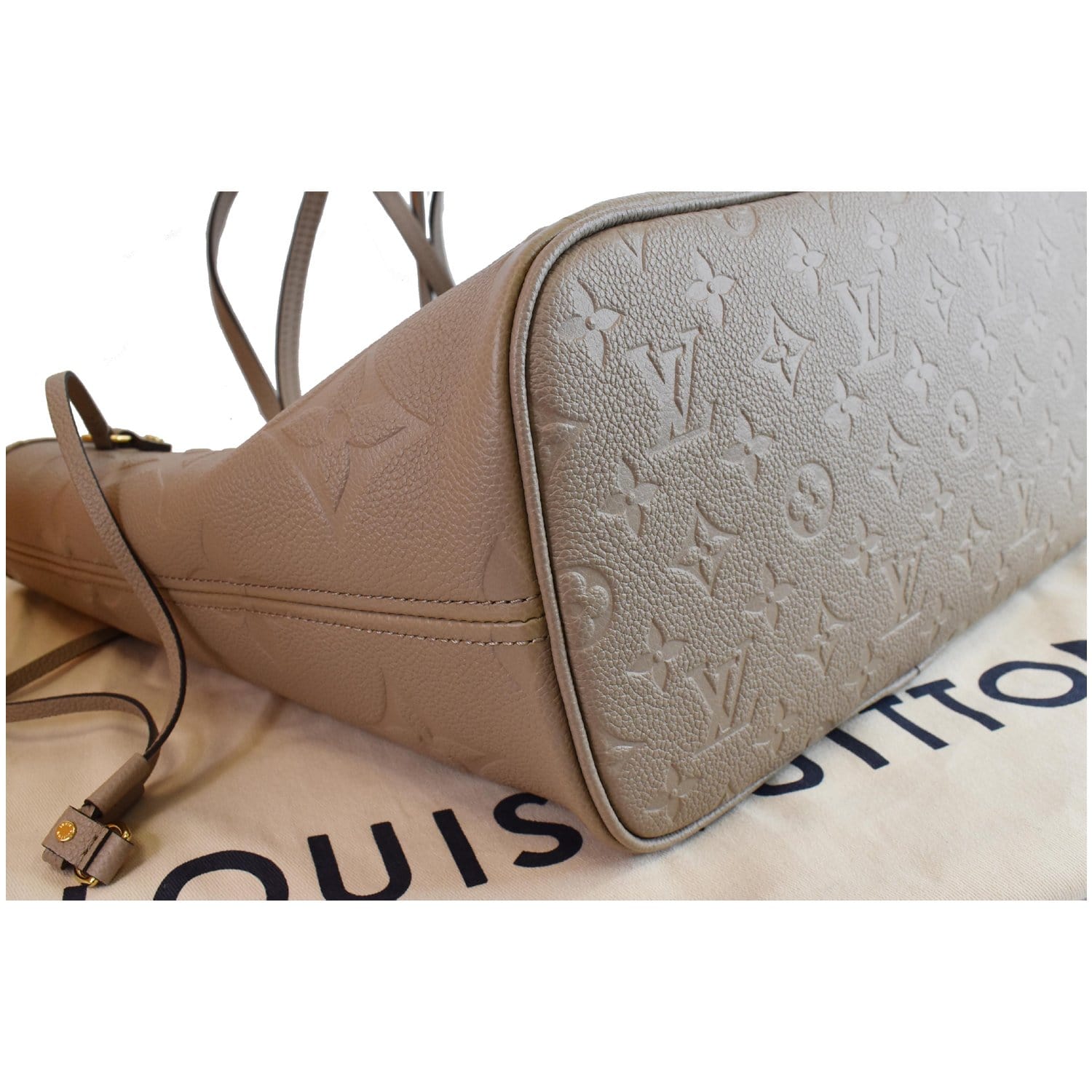 LOUIS VUITTON Empreinte Monogram Giant Neverfull MM Cream 700753