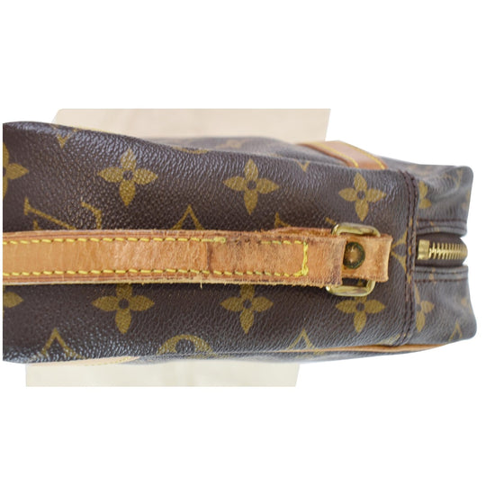 Sold at Auction: AUTHENTIC LOUIS VUITTON TROCADERO 23 MONOGRAM CANVAS  SHOULDER BAG