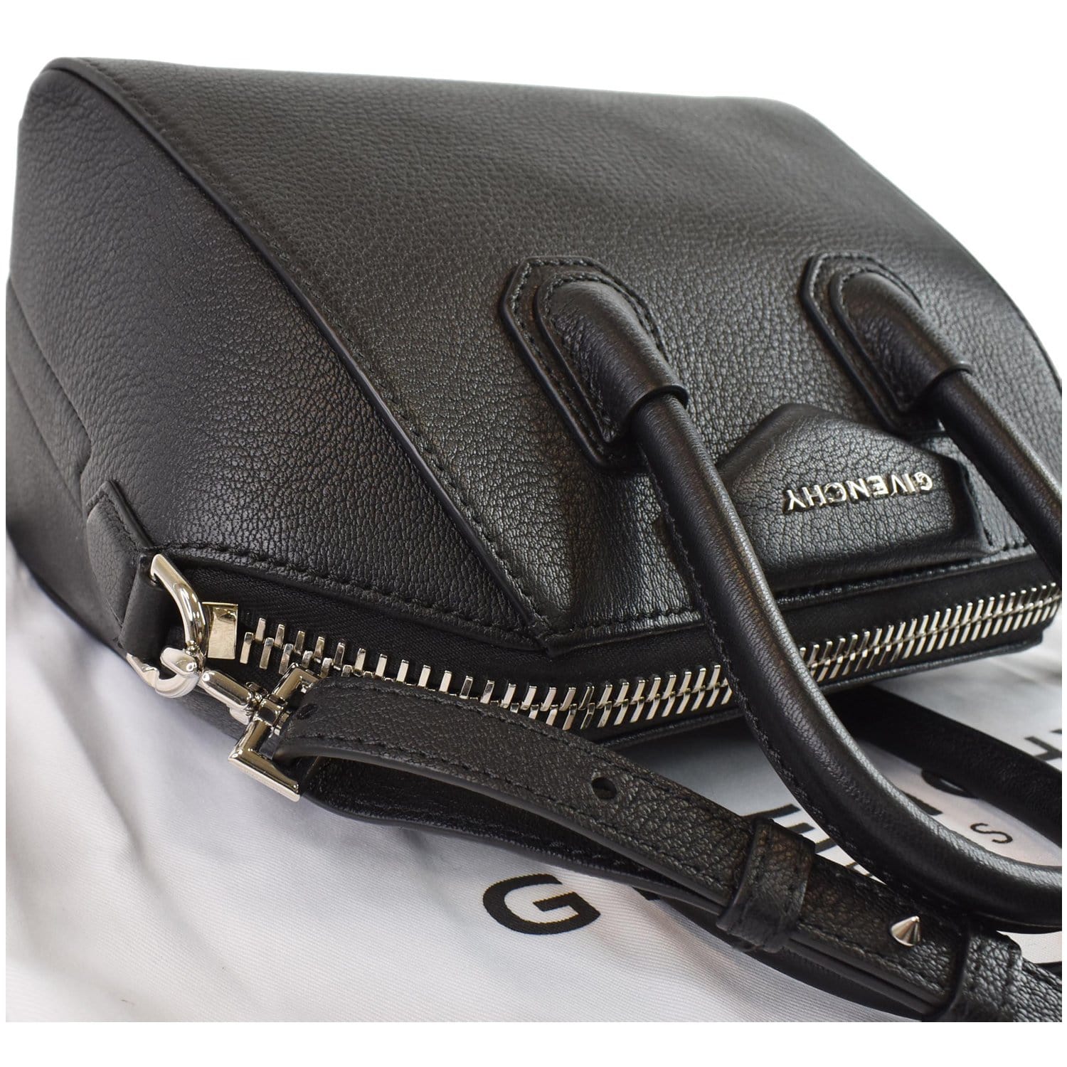 Givenchy Antigona Mini Grained Leather Shoulder Bag