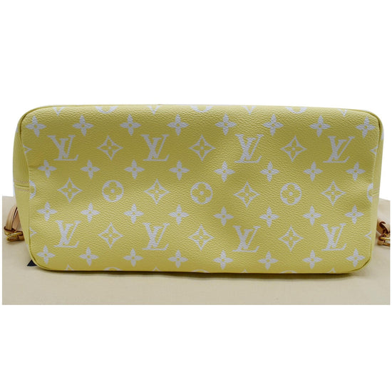 Louis Vuitton Pink x Yellow Giant Monogram By the Pool Zippy