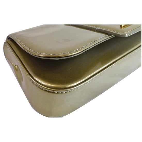 Louis Vuitton Sobe Patent Leather Clutch Bag (SHG-29972) – LuxeDH