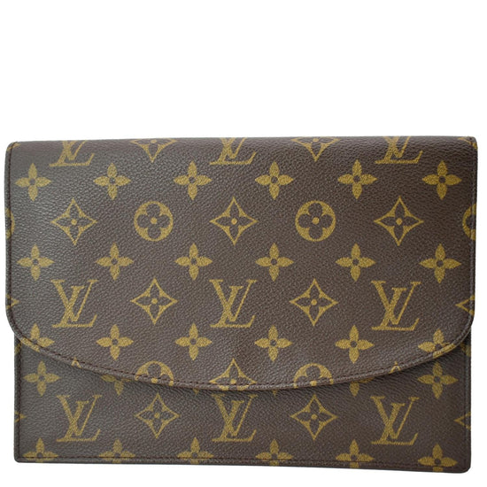 Louis Vuitton Vintage Monogram Canvas Rabat 20 Clutch (SHF-16449) – LuxeDH