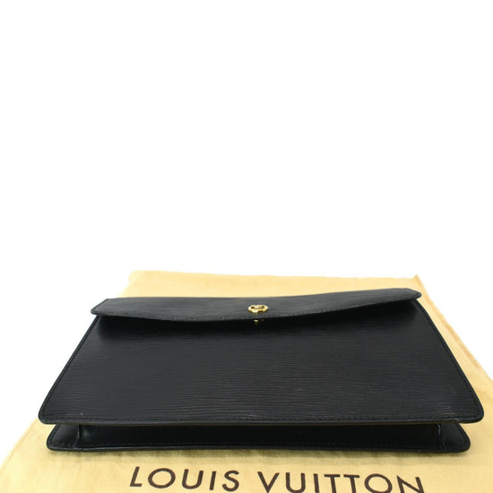 Louis Vuitton Black Epi Leather Montaigne Clutch ref.332845 - Joli Closet