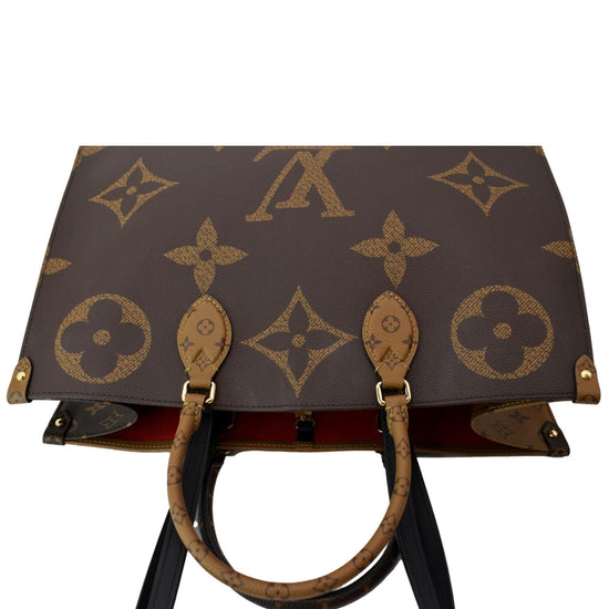 Louis Vuitton Monogram Giant canvas Onthego M44576