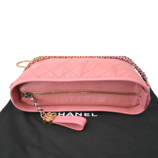 Chanel Gabrielle sac bag crossbody small Black Leather ref.133298 - Joli  Closet