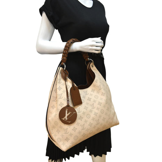 Louis Vuitton Carmel Hobo Bag - Vitkac shop online