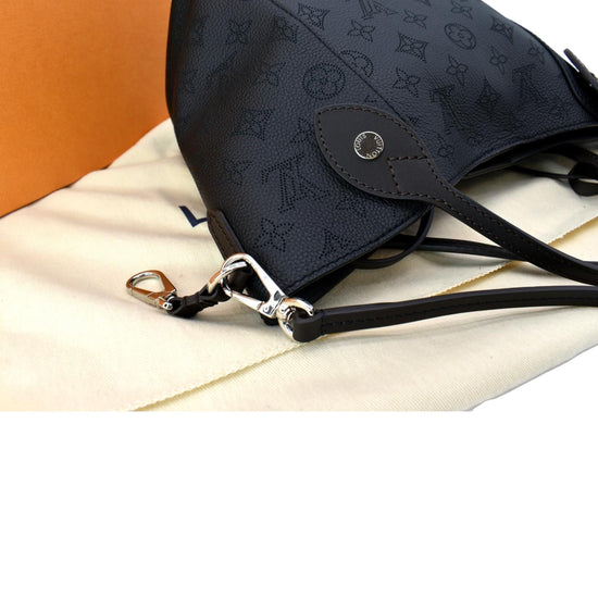 Louis Vuitton Hina PM Bag 22cm Mahina Calfskin Leather Spring
