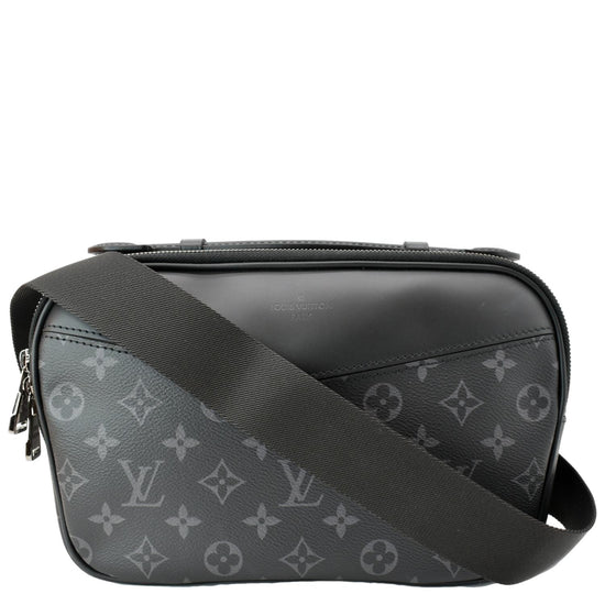 Louis Vuitton Discovery Bumbag Monogram Eclipse Canvas - ShopStyle Belt Bags