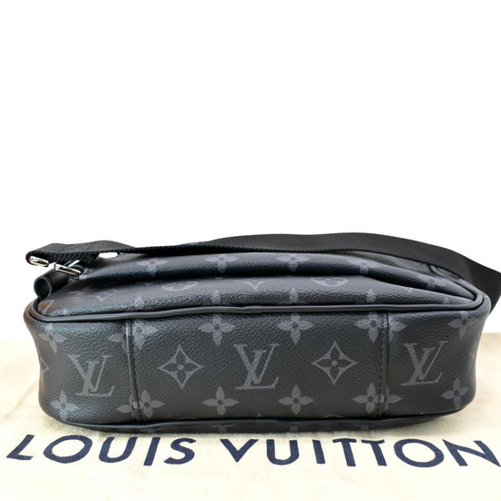 Black Louis Vuitton Monogram Eclipse Bumbag Belt Bag – Designer Revival