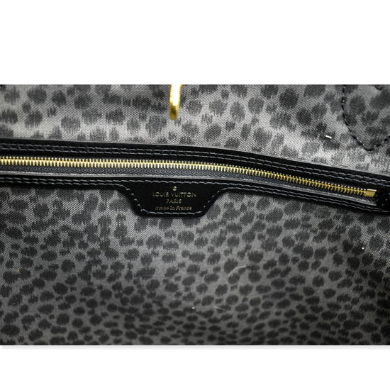 LOUIS VUITTON Monogram Giant Wild at Heart Neverfull MM Black