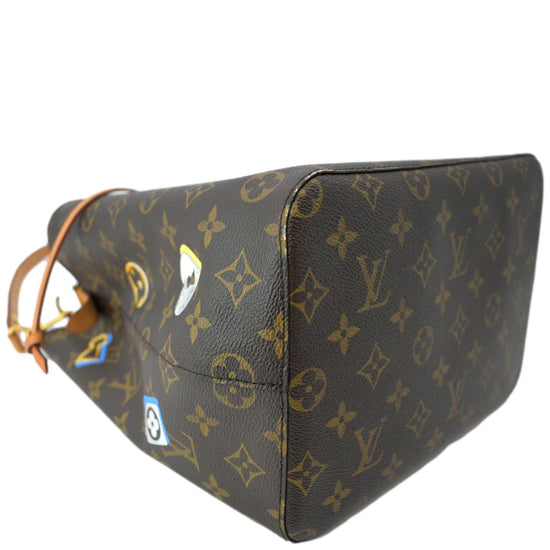 Louis Vuitton NeoNoe Handbag Limited Edition Love Lock Monogram Canvas at  1stDibs