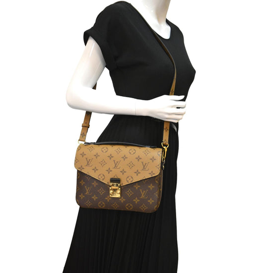 Handbags Louis Vuitton Louis Vuitton Reverse Pochette Metis mm Shoulder Bag 2way Brown M44876 LV lt741a