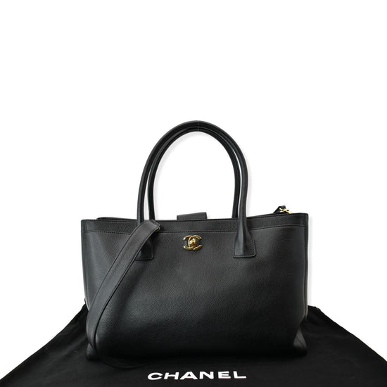 THATSLUXE REVIEW & WIMB: CHANEL EXECUTIVE CERF TOTE 