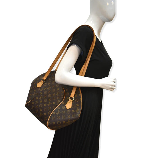 Louis Vuitton Louis Vuitton Ellipse GM Monogram Canvas Shoulder Bag