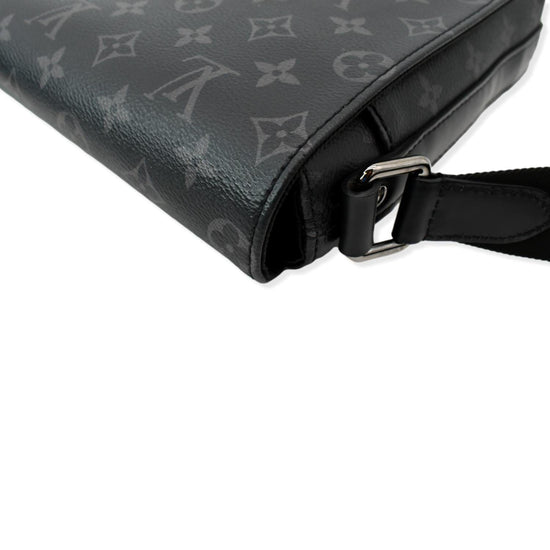 鹿晉歐美精品🦌 Louis Vuitton LV M46255 黑老花浮雕LV字側背包