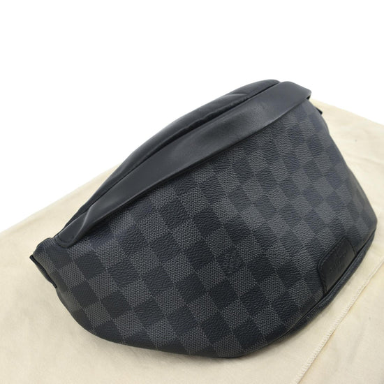 Louis Vuitton Discovery Damier Graphite Leather Bumbag