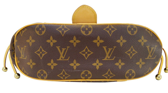 🆕 Louis Vuitton Theda GM monogrammed Bag. 👜