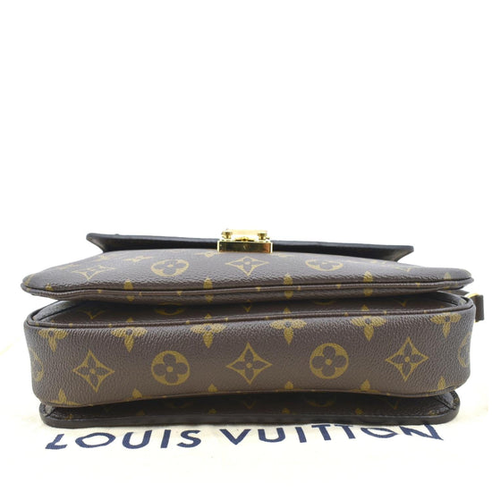 Metis cloth crossbody bag Louis Vuitton Brown in Cloth - 38396920