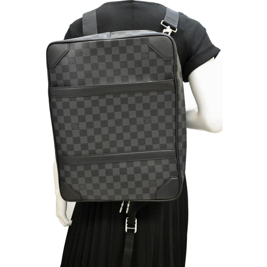 LOUIS VUITTON Damier Graphite Canvas and Calfskin Leather Briefcase  Backpack at 1stDibs  louis vuitton briefcase backpack, lv briefcase  backpack, briefcase backpack louis vuitton