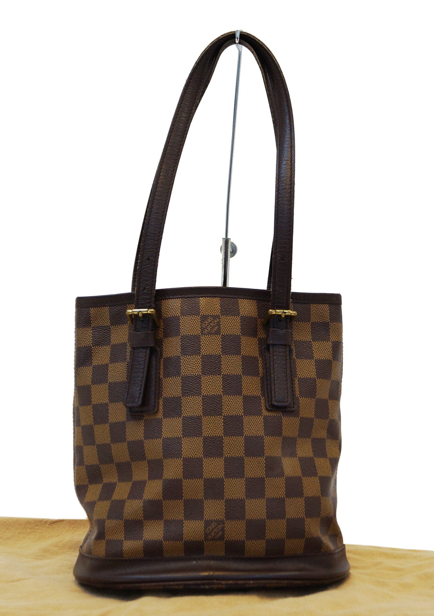 LOUIS VUITTON Damier Ebene Marais Bucket Shoulder Bag