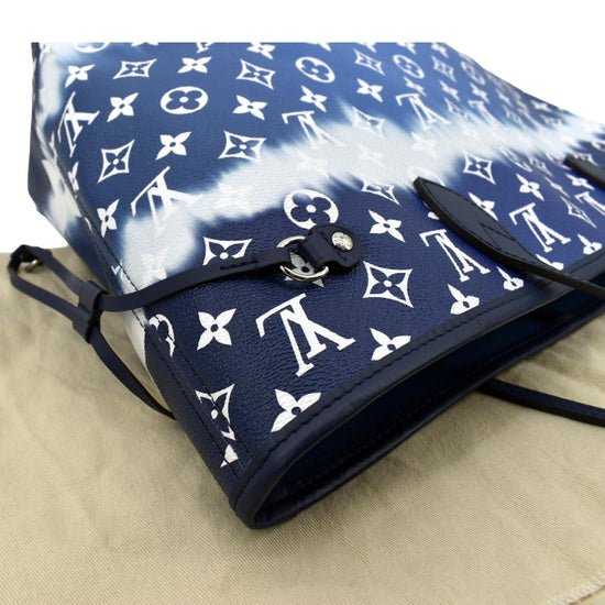 Louis Vuitton Cosmetic Pouch LV Escale Bleu in Coated Canvas