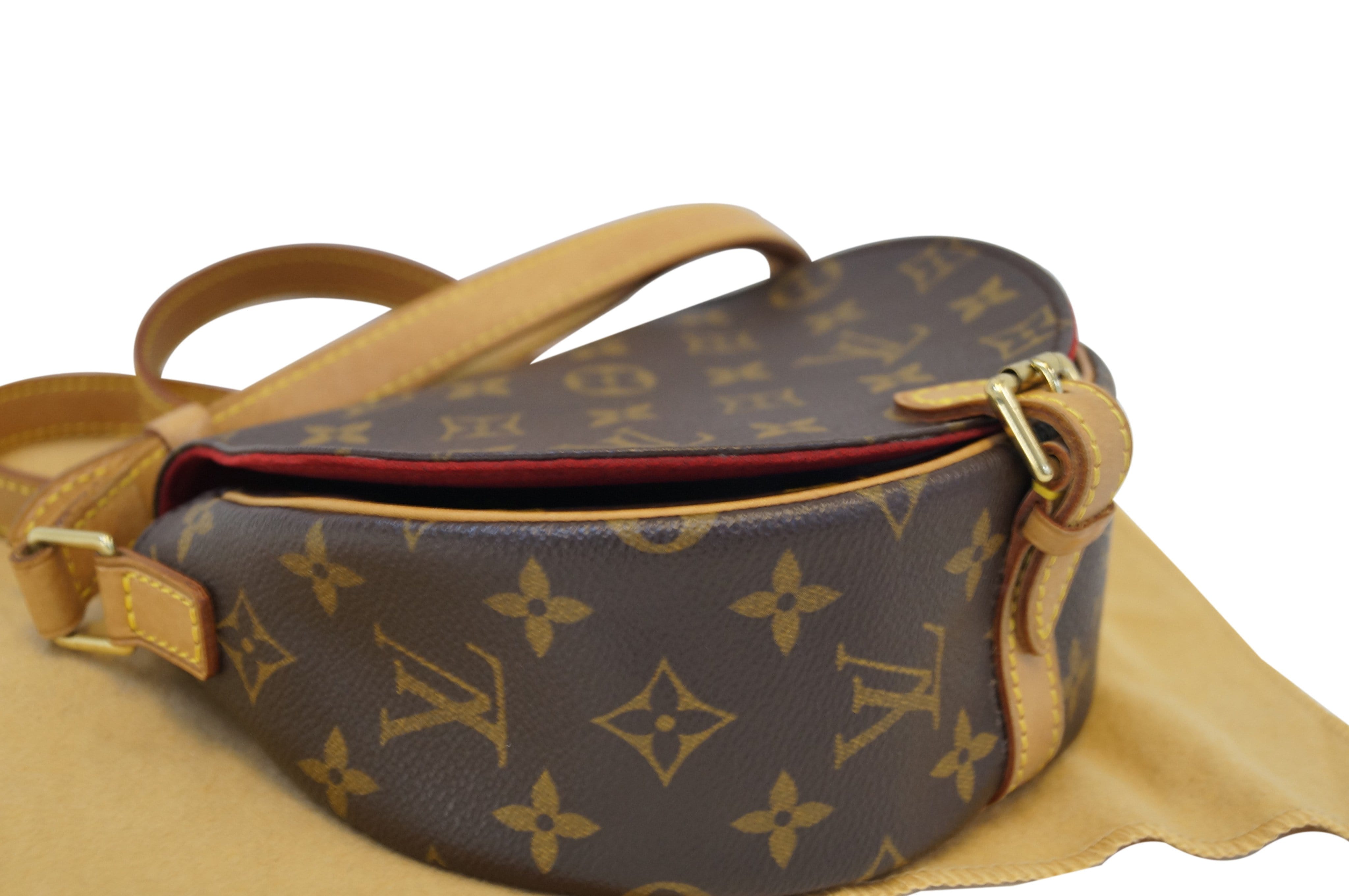 Louis Vuitton Pochette Croissant Monogram Canvas Shoulder Handbag at  1stDibs  pochette croissant louis vuitton, sp0033 louis vuitton, lv  pochette croissant