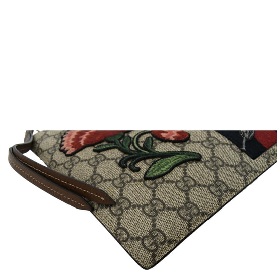 GUCCI King Snake Hummingbird GG Supreme Embroidered Clutch Bag Beige 4