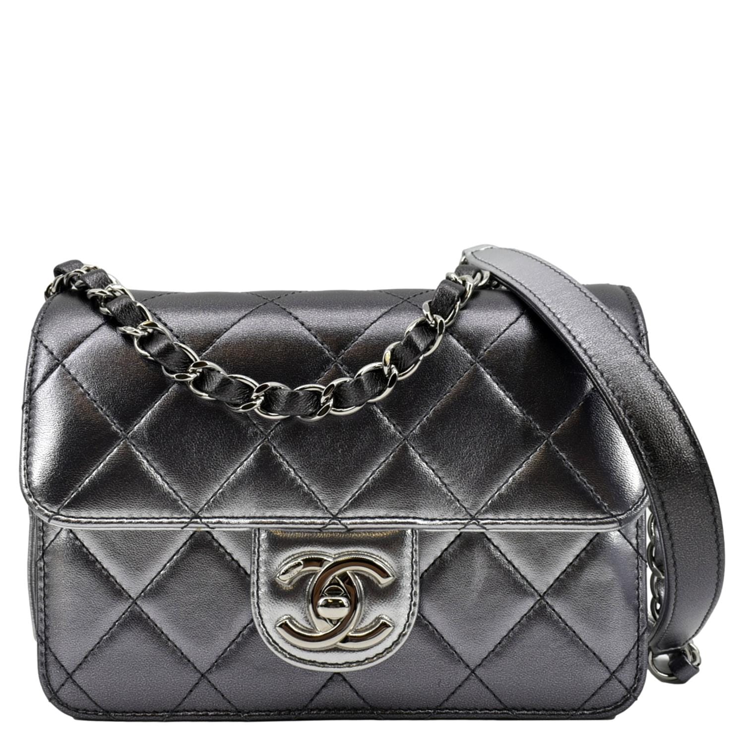 Chanel Silver Metallic Lambskin Quilted 10 Medium Double Flap