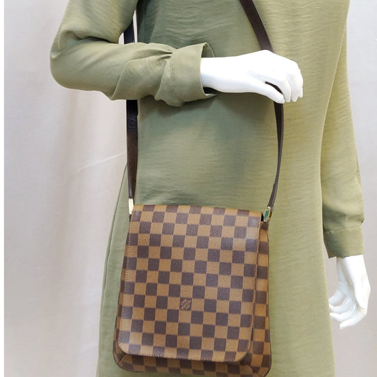 Louis Vuitton 2006 Pre-owned Damier Ebène Musette Salsa Crossbody