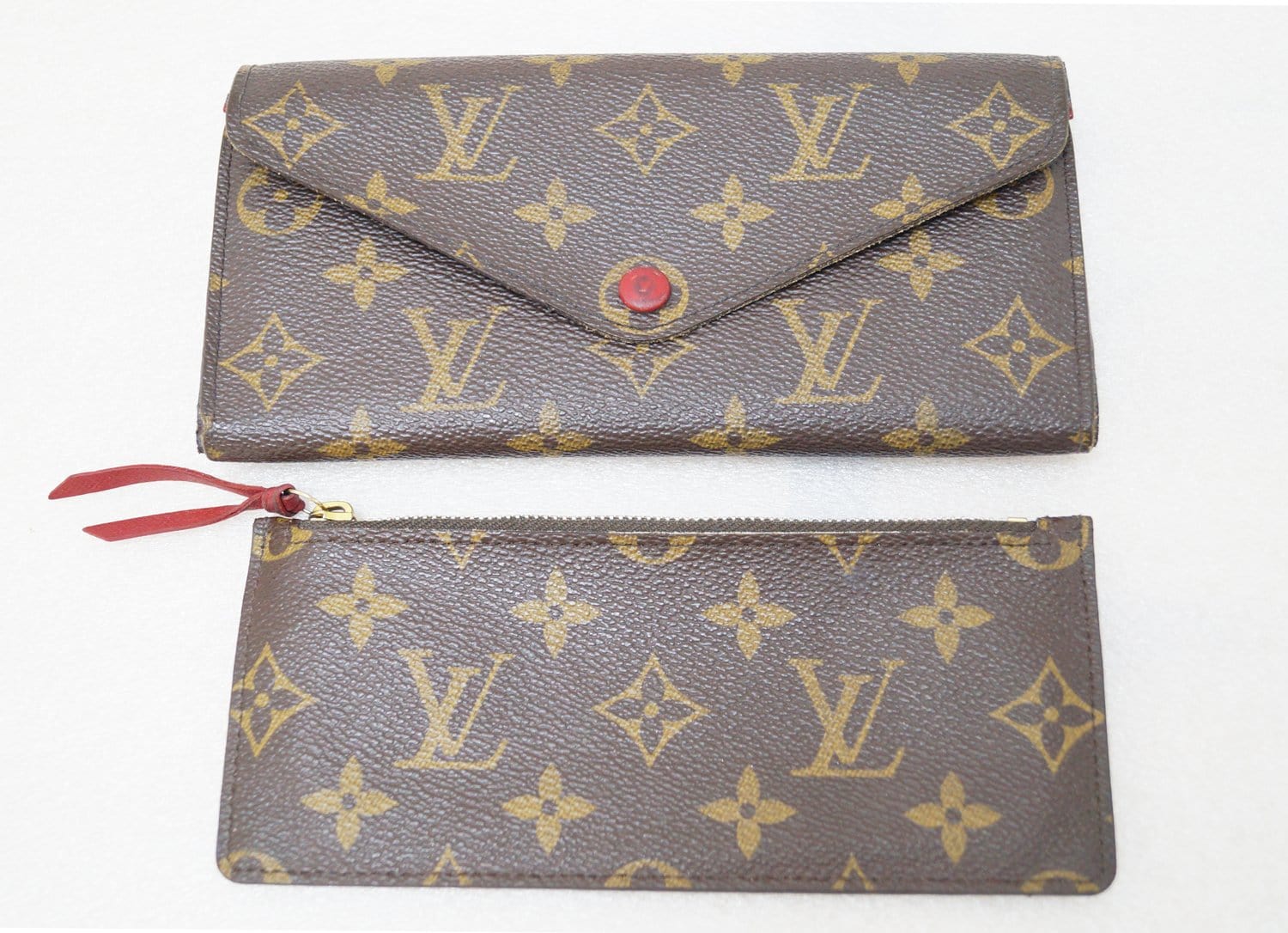 Authentic Louis Vuitton Sarah Wallet – JOY'S CLASSY COLLECTION