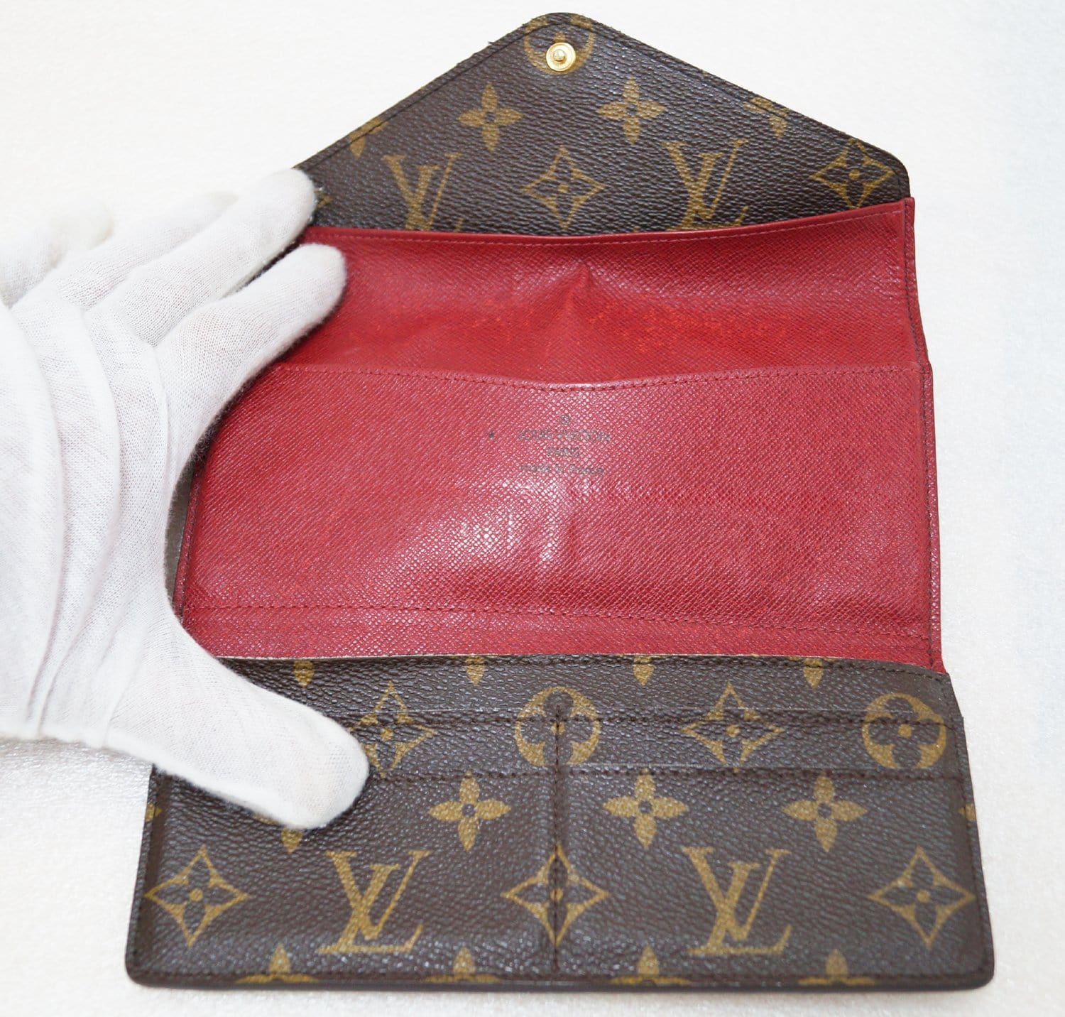 Louis Vuitton Sarah  Natural Resource Department