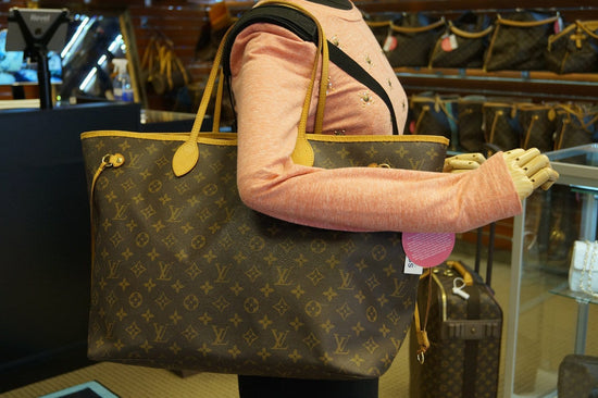 Louis Vuitton Gürtel  exklusiv via 24s bei MYBESTBRANDS