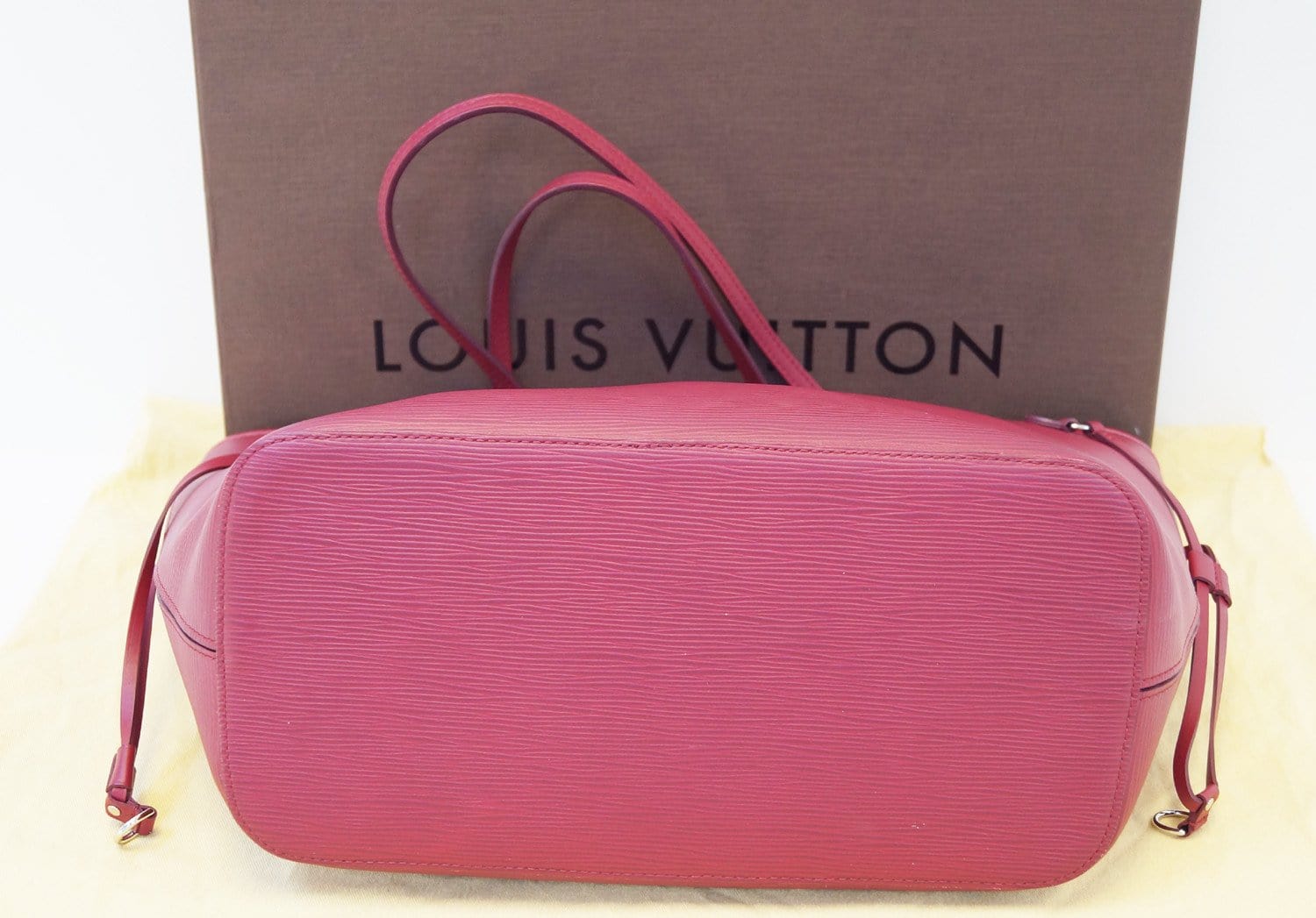 LOUIS VUITTON Fuchsia Epi Leather Brea MM Satchel Shoulder Bag