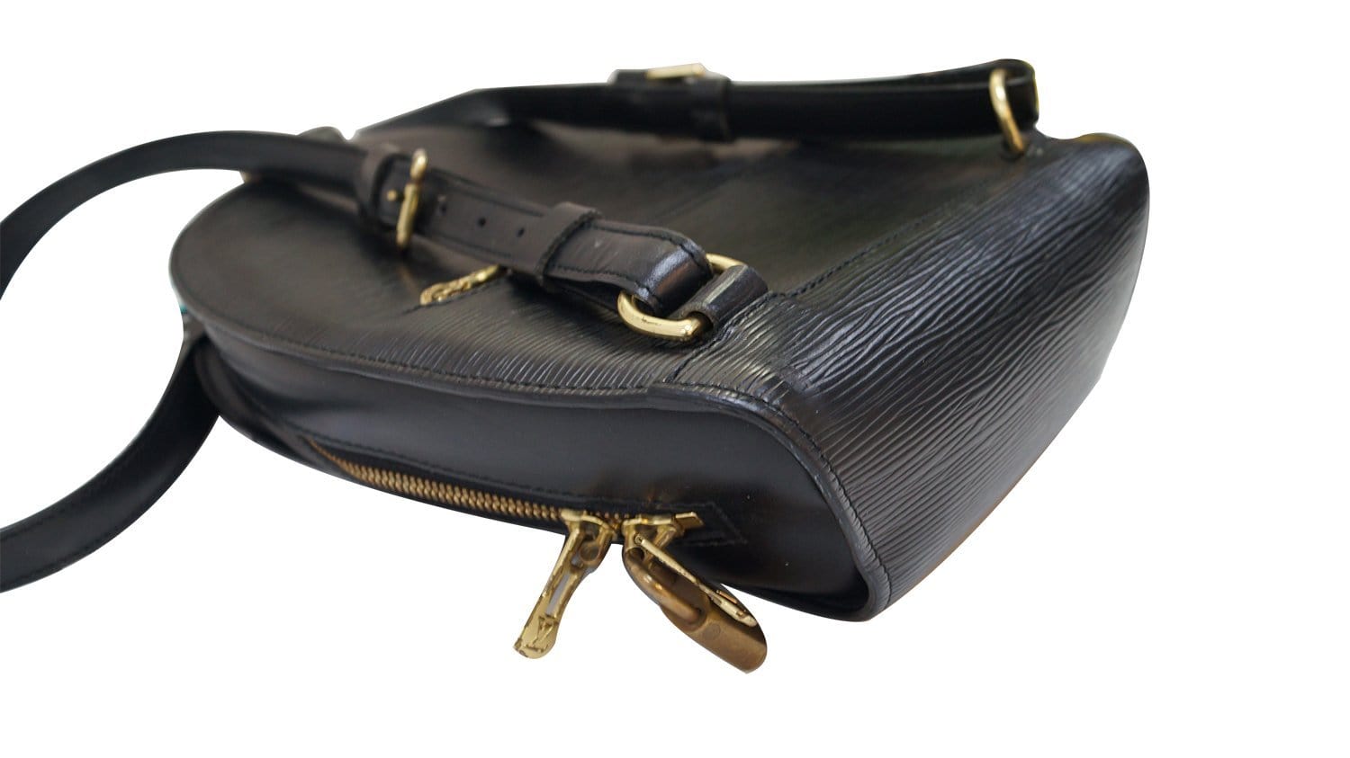 Louis Vuitton Black Epi Leather Flap Messenger Bag For Sale at 1stDibs  louis  vuitton flap messenger bag, louis vuitton epi leather messenger bag, lv  flap messenger bag