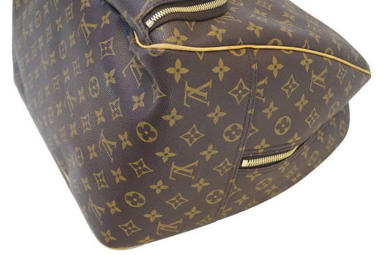 Louis Vuitton Vintage Monogram Canvas Evasion Travel Bag For Sale at  1stDibs  vintage louis vuitton travel bag, louis vuitton evasion bag,  louis vuitton evasion travel bag